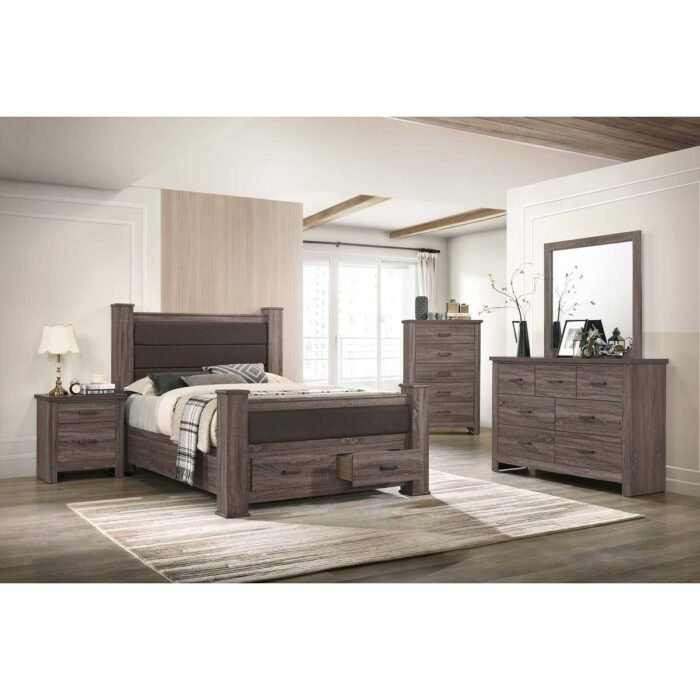 Elegant Brown Wood Bed w/Drawers