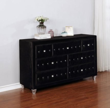 7-drawer Rectangular Dresser Black
